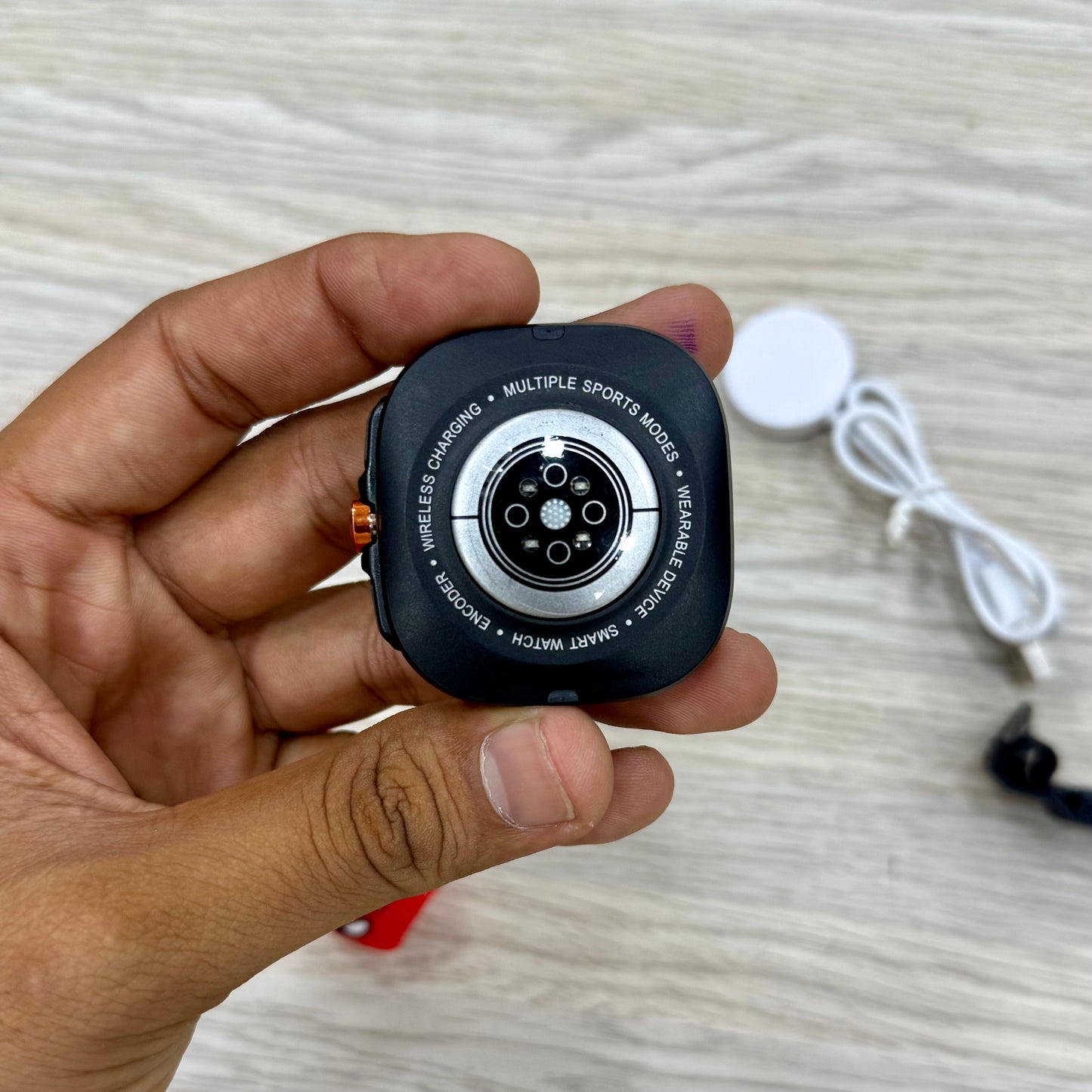 Sam Ultra Watch | Metal Strap | Keychain (6 Months Warranty)